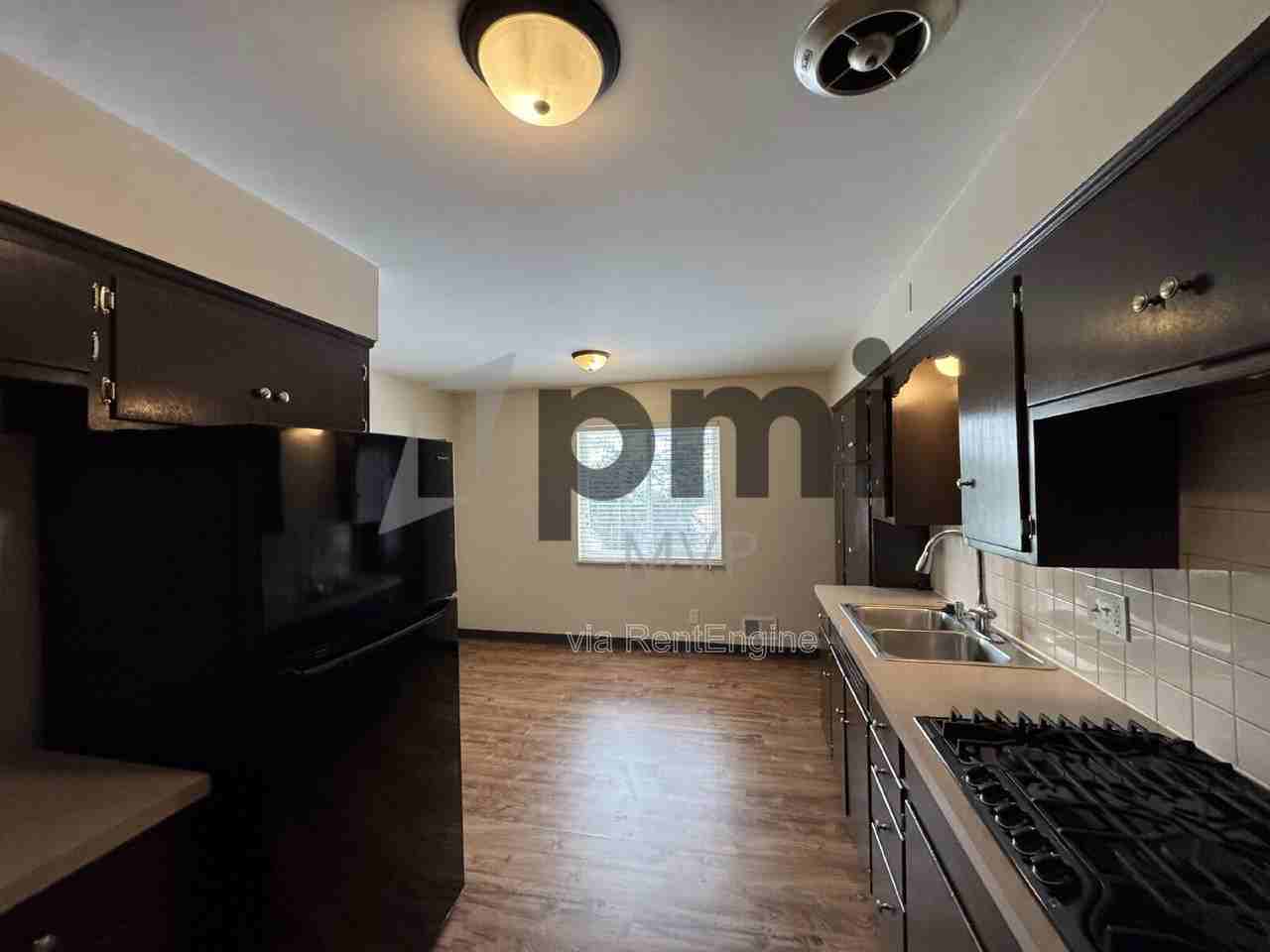 312 Highfield Dr - Photo 3 of 21