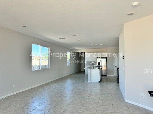 35300 W Santi Rd - Photo 6 of 27