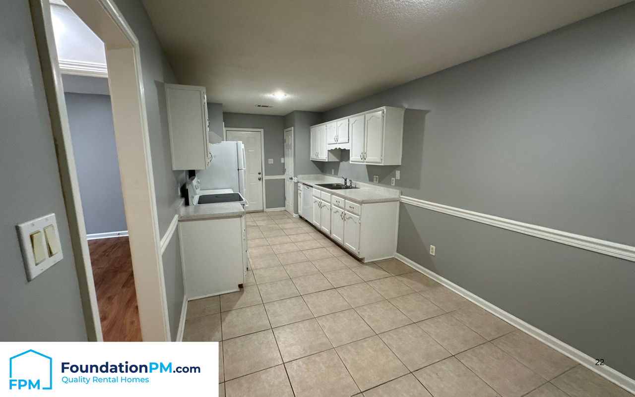 6913 Century Oaks Dr #1 - Photo 6 of 17