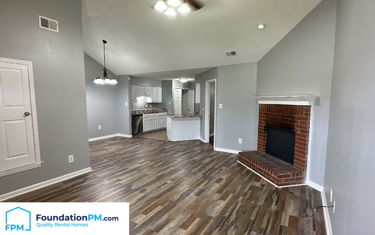 5818 Ashridge Pl #1 - Photo 7 of 17