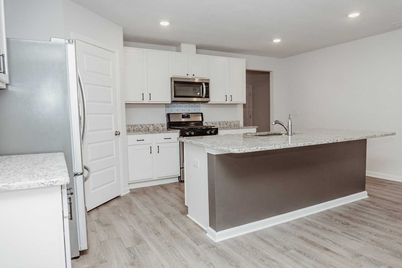 2801 Patriots Rdg Drive #121 - Photo 7 of 23