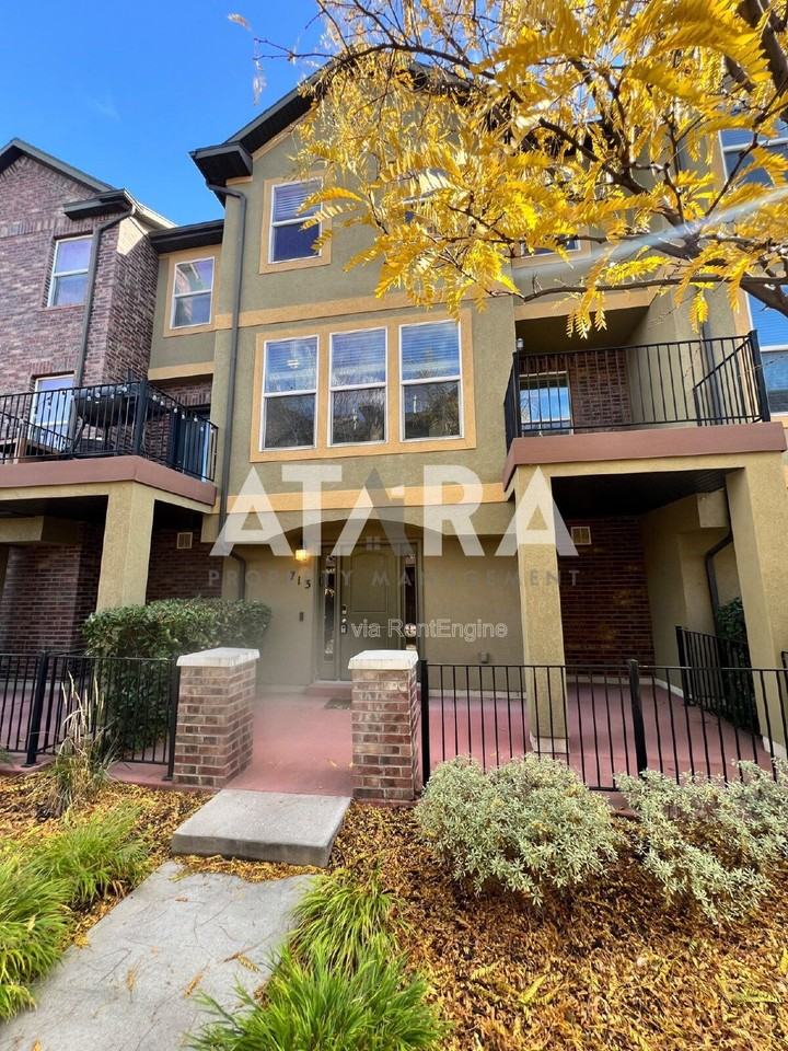 713 W Kirkbride Ave - Photo 3 of 24