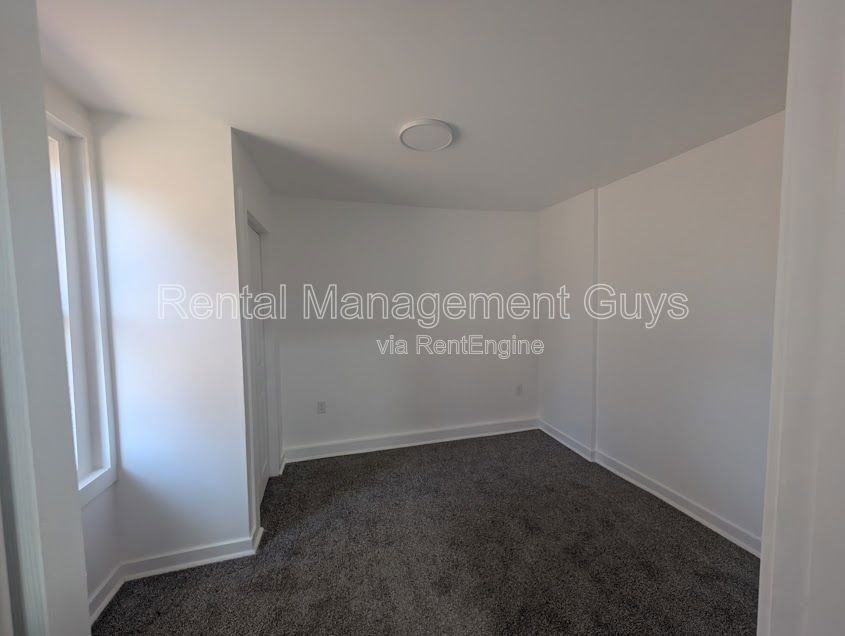 302 48th Avenue South #2 - Photo 4 of 4