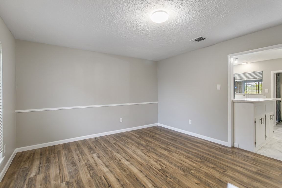 6602 Indian Lake Dr #1 - Photo 5 of 35