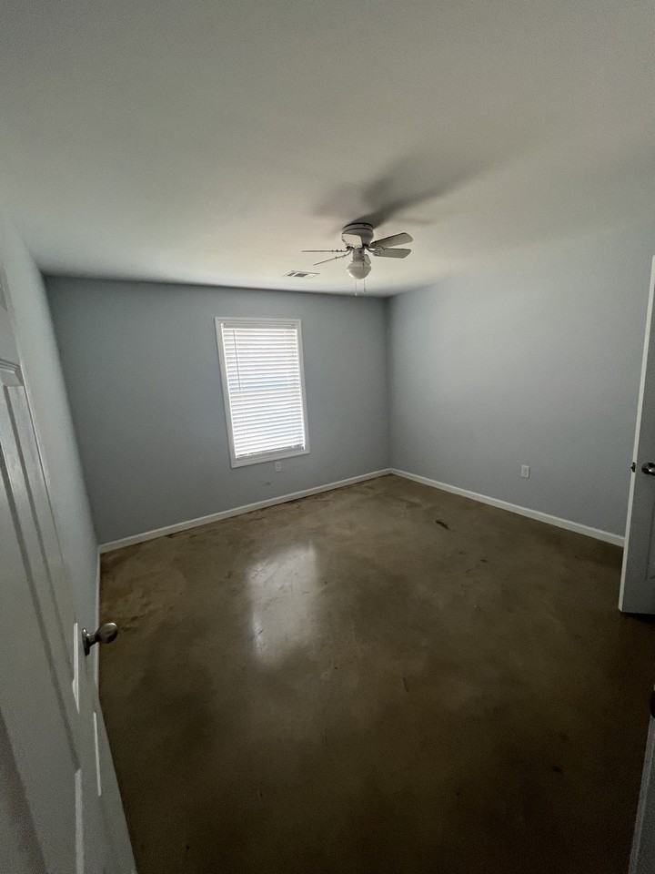 200 Ne 2nd St #B - Photo 3 of 8