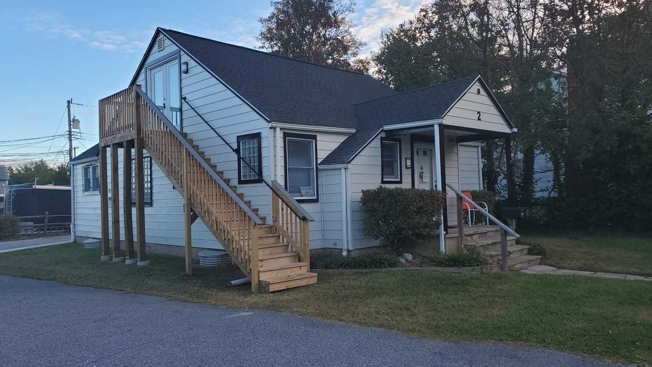 2 Oakway Rd 2nd Fl #2ndFL - Photo 2 of 19