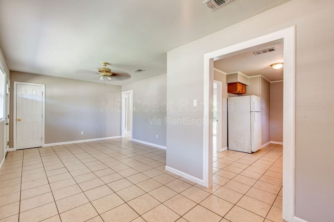 6569 Cortez Cir - Photo 5 of 21