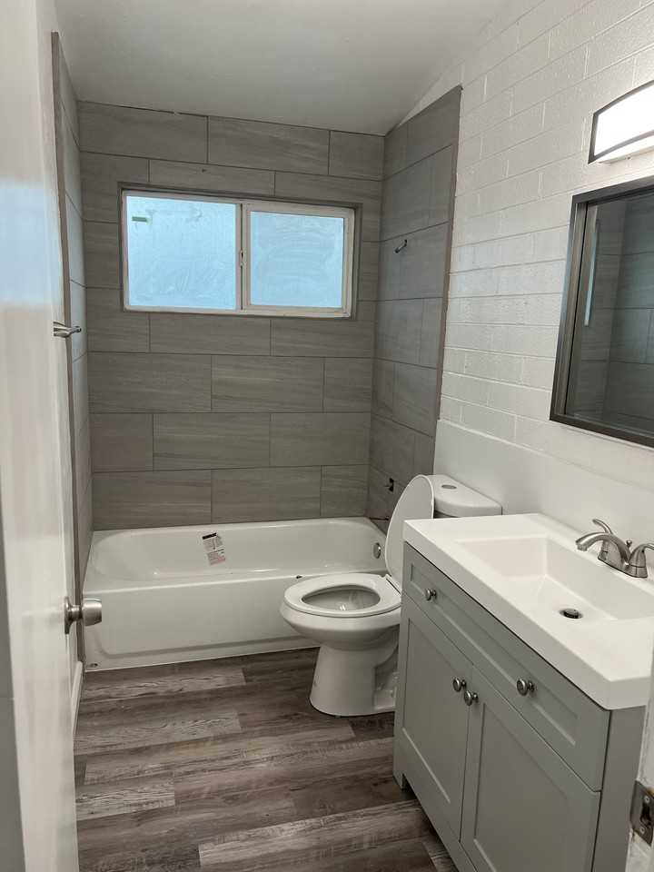 4415 N 23rd Ave #4415-2 - Photo 3 of 14