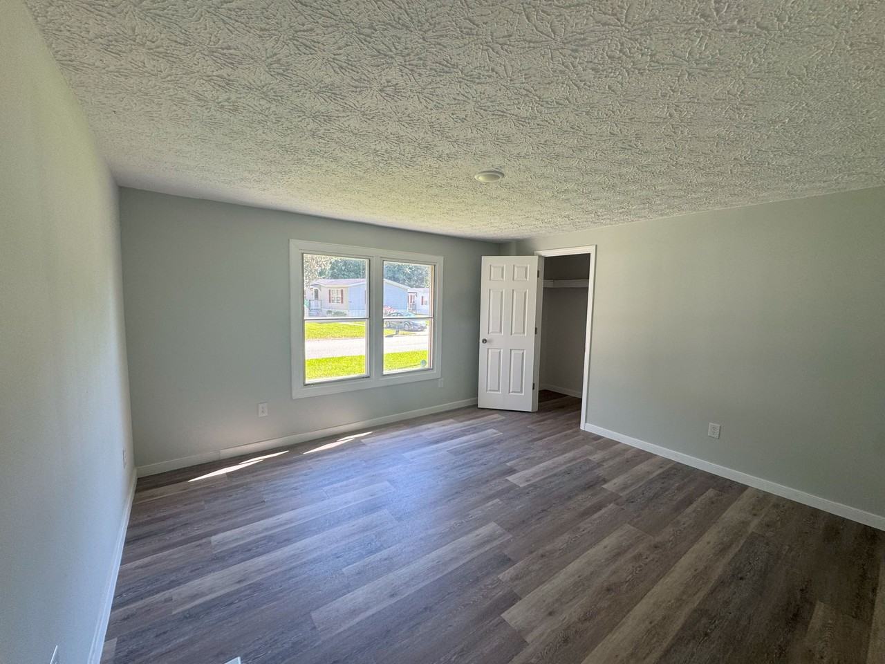 105 Hatteras Drive - Photo 4 of 11