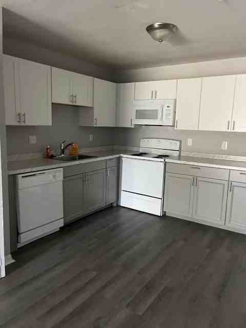 10208 Carillon Pl #10208 - Photo 5 of 12