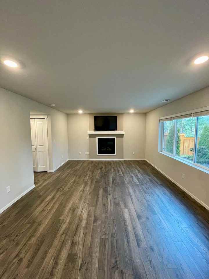 1600 Marian Dr - Photo 5 of 24