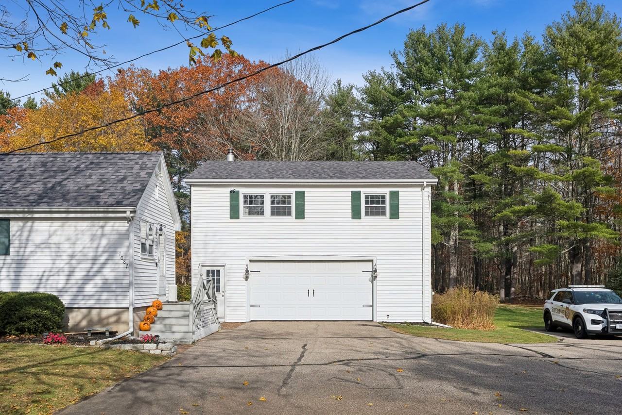 1087 Littlefield Rd - Photo 2 of 28