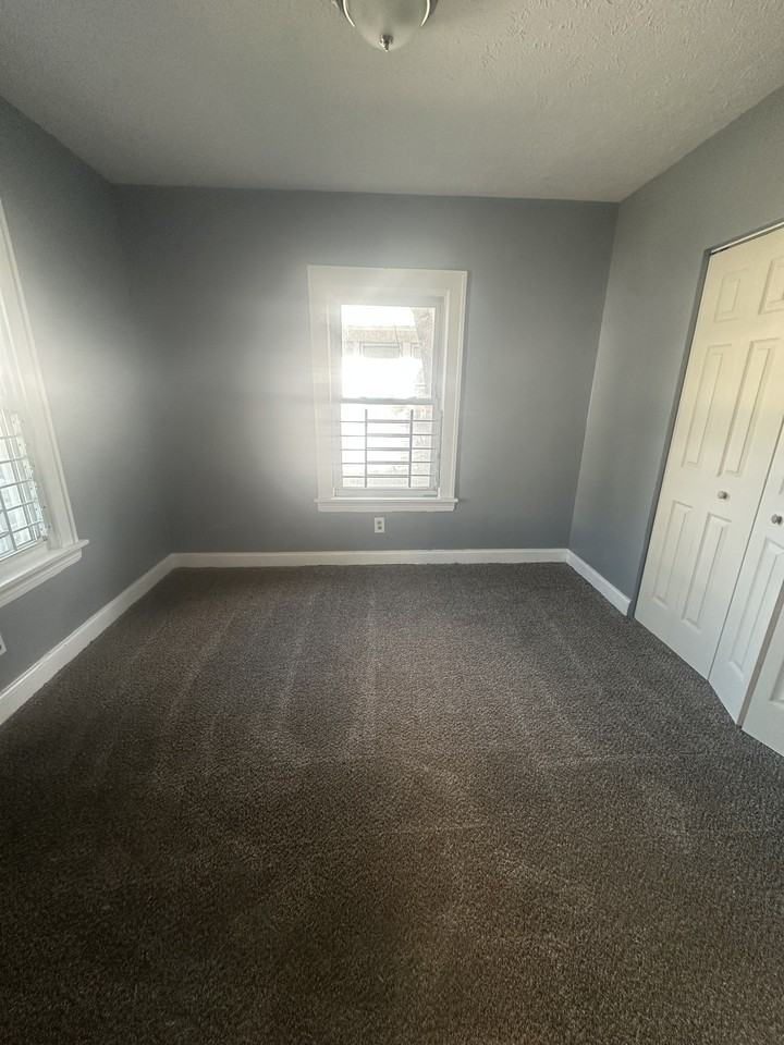 10404 Grandview Ave #1 - Photo 2 of 22