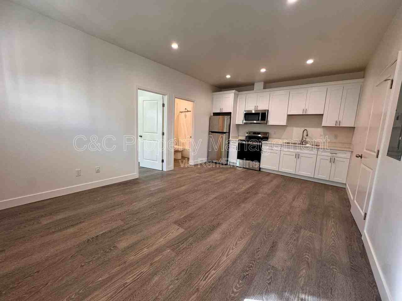 6 Orange Drive - Photo 2 of 10