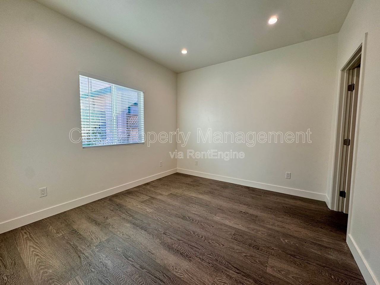 6 Orange Drive - Photo 5 of 10