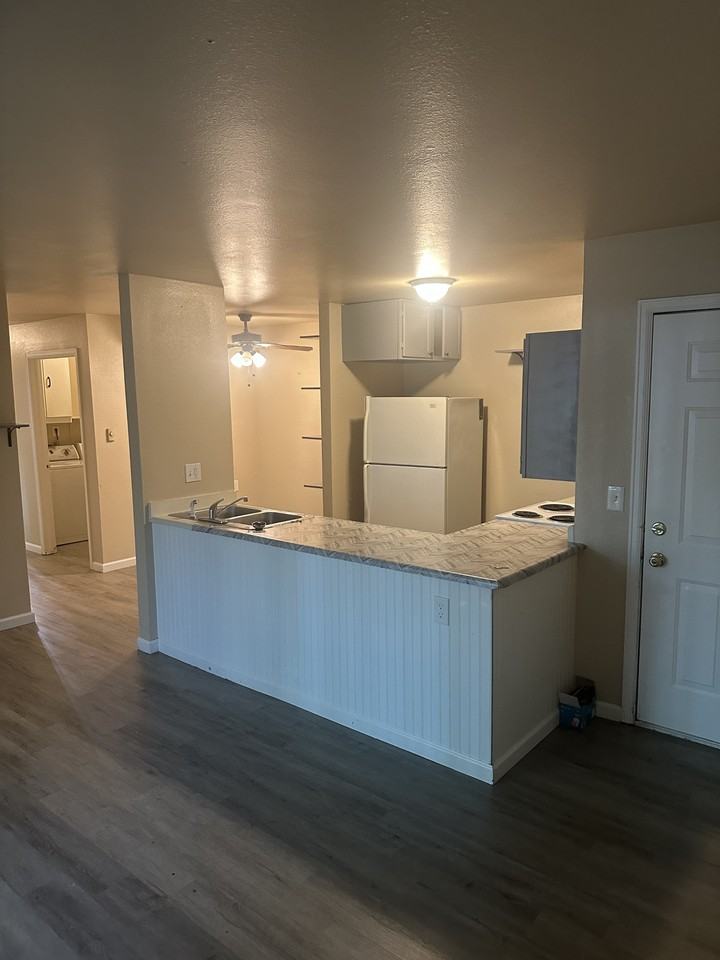 Boardwalk Drive #X1 - Photo 4 of 21