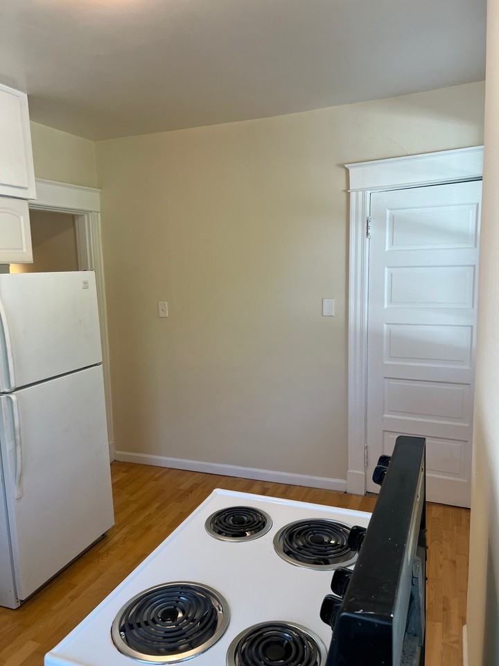 905 Suire Avenue #2 - Photo 7 of 37