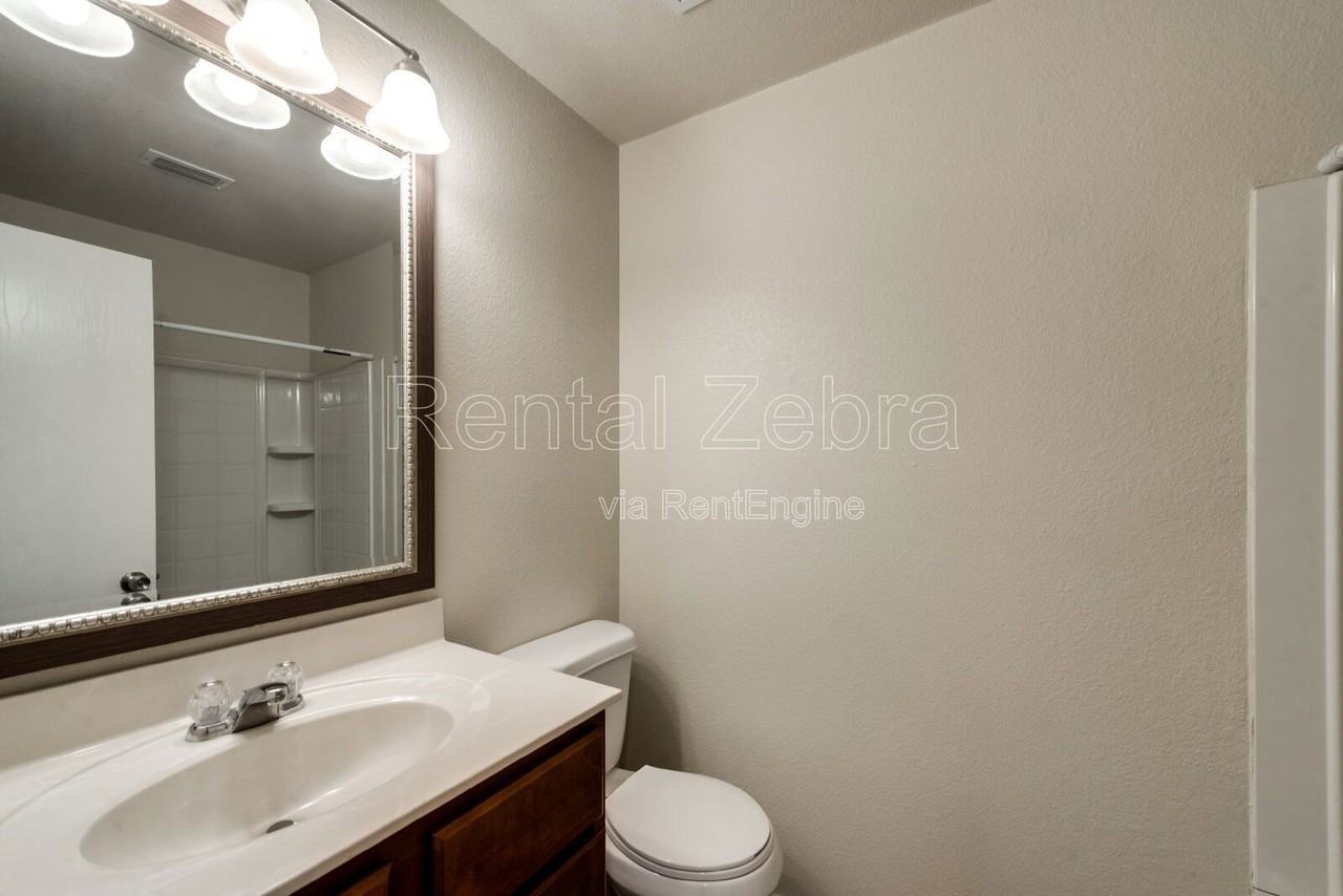 1309 Hazelnut Dr - Photo 6 of 22