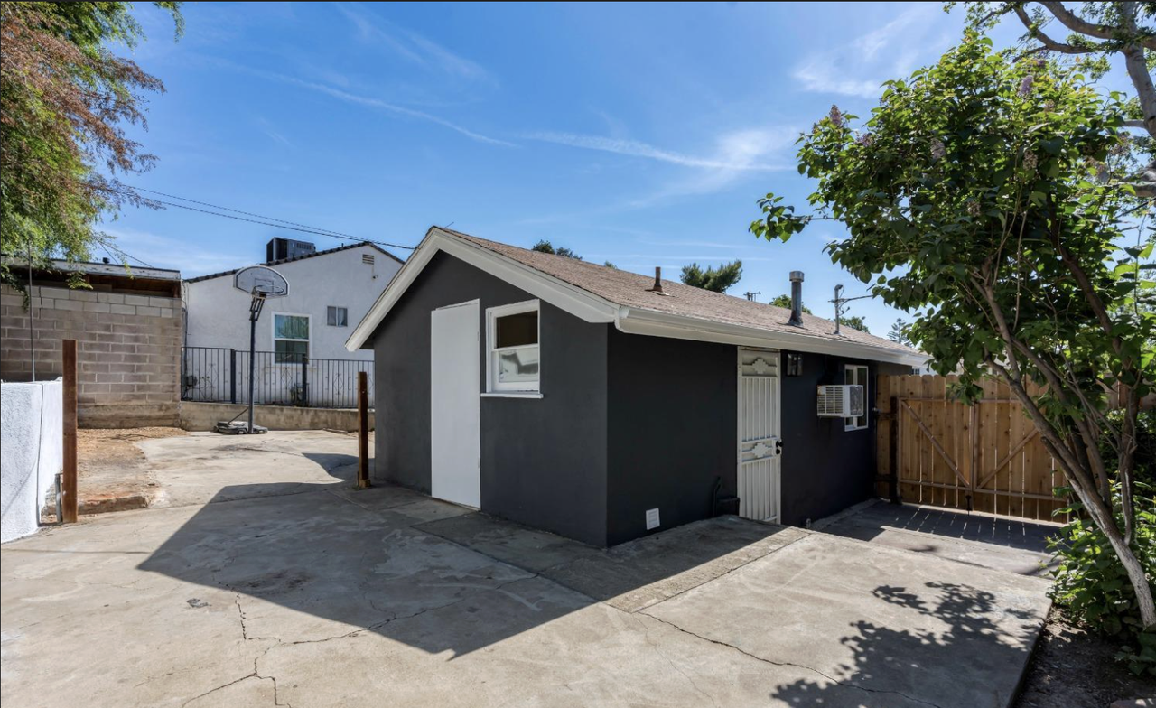 2800 Skyline Blvd #1 - Photo 6 of 14