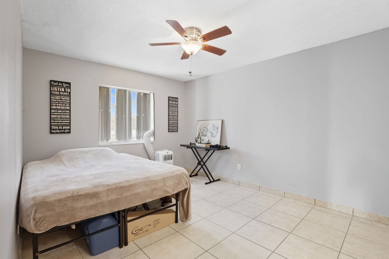 1031 Apopka Woods Ln #1 - Photo 7 of 20