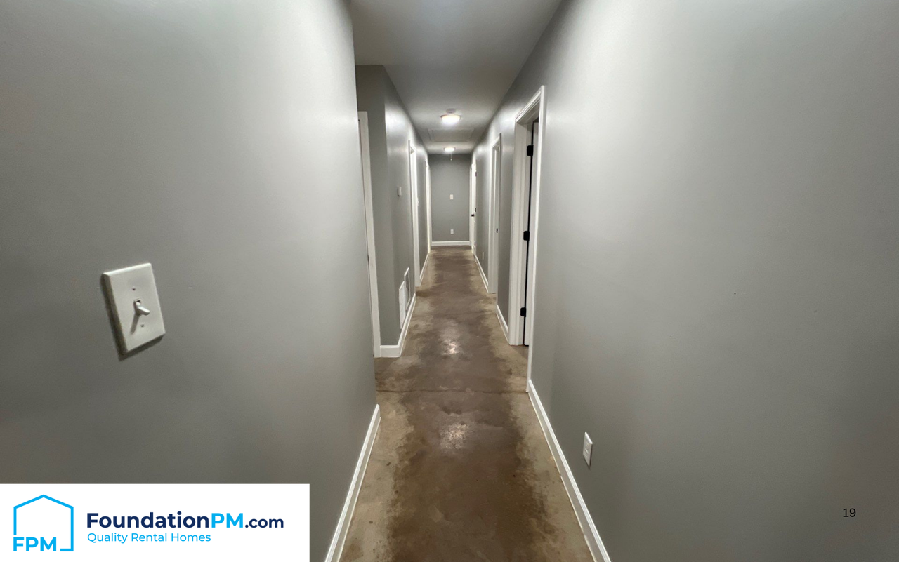 1273 Englewood St #1 - Photo 7 of 19