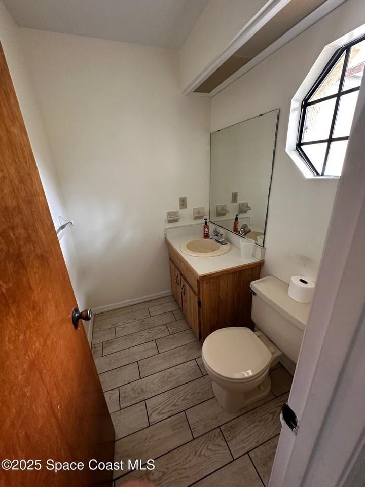 2710 Park Place Boulevard #1 - Photo 6 of 6