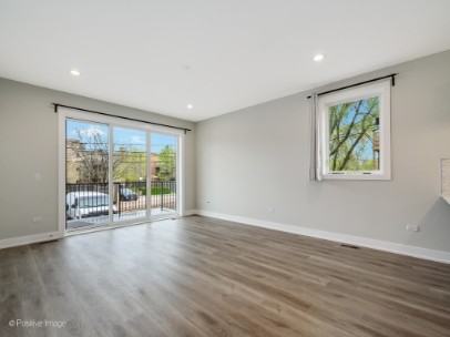 3954 S Indiana Ave #3954-1R - Photo 3 of 12