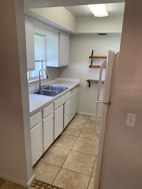 1960 1960 Union St-5 #5 - Photo 2 of 8