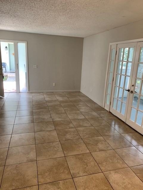 1960 1960 Union St-5 #5 - Photo 4 of 8