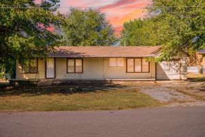 featured image of 3009 Southeast 18th Street #1