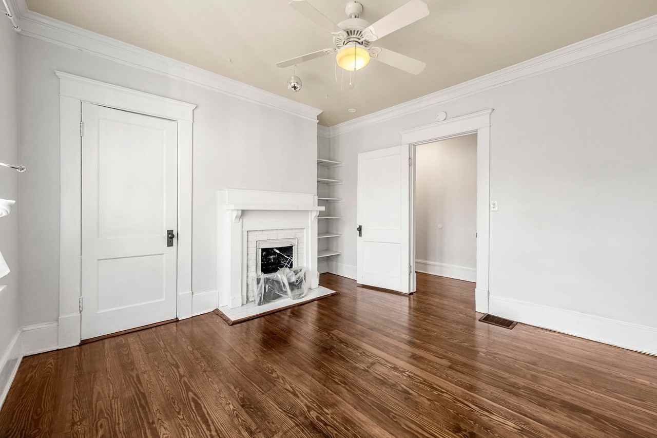 139 East Lake Terrace Southeast #1 - Photo 7 of 22