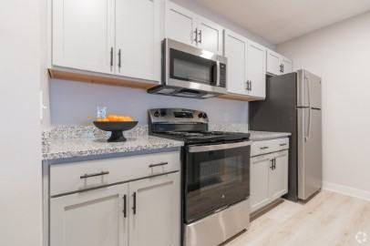 9904 Moore Hill Pl #9904-303 - Photo 4 of 20