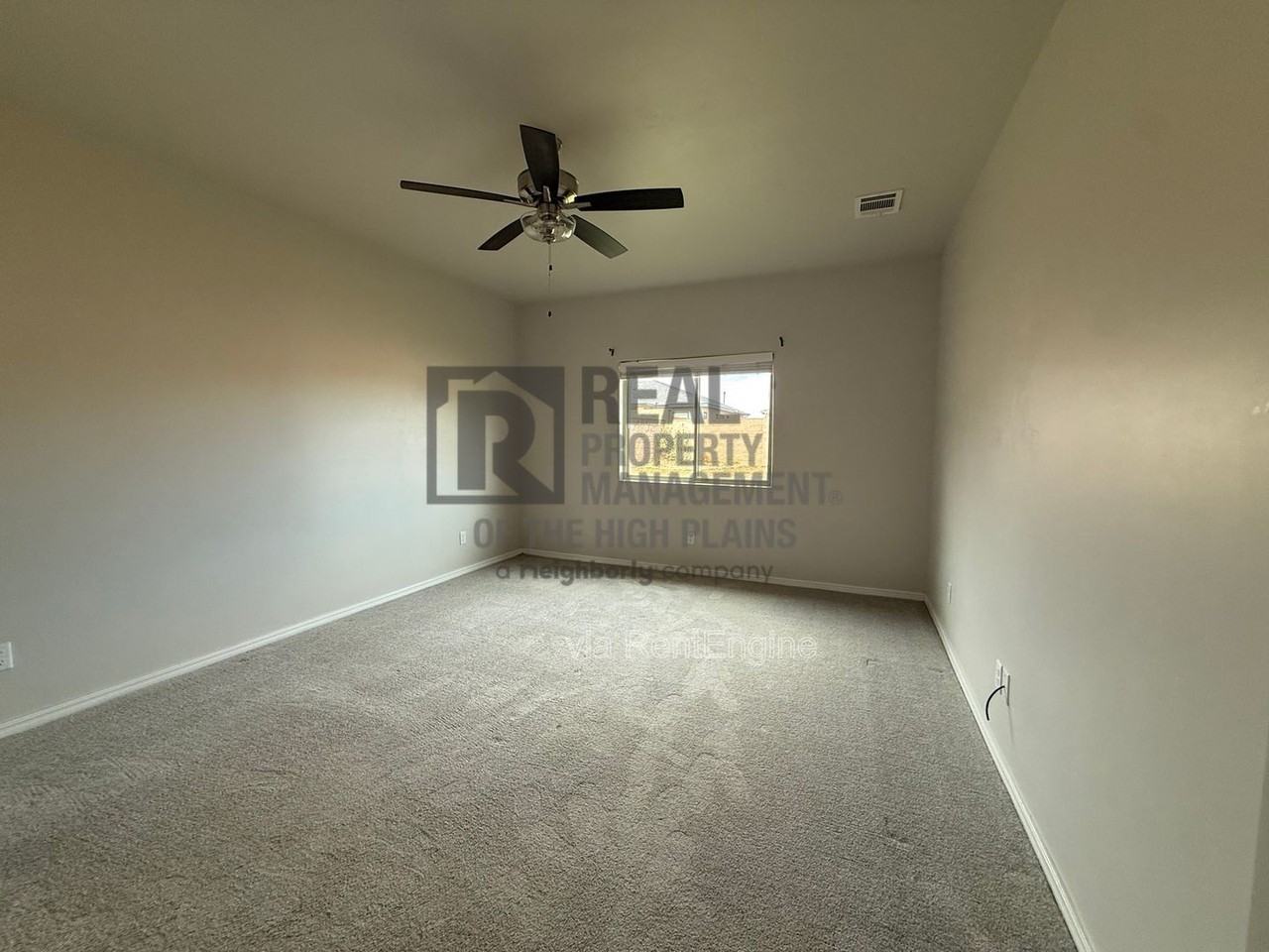 1426 Fume Boulevard - Photo 5 of 18