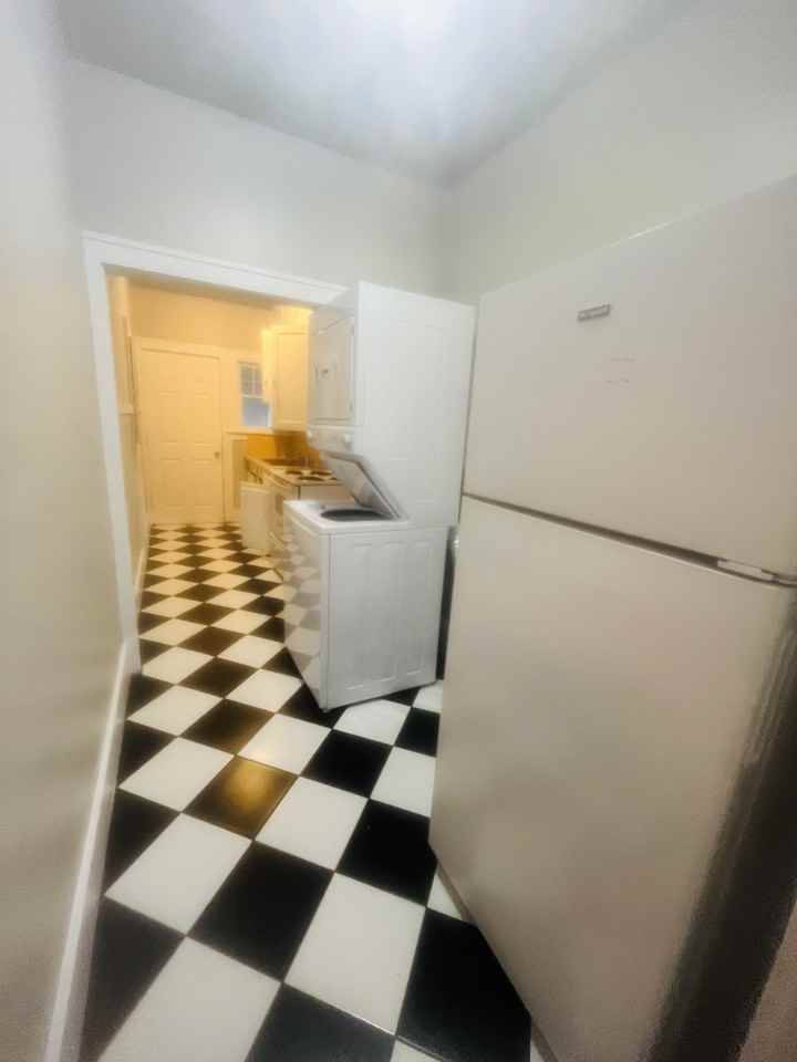 1831 W Park Pl #1 - Photo 3 of 5