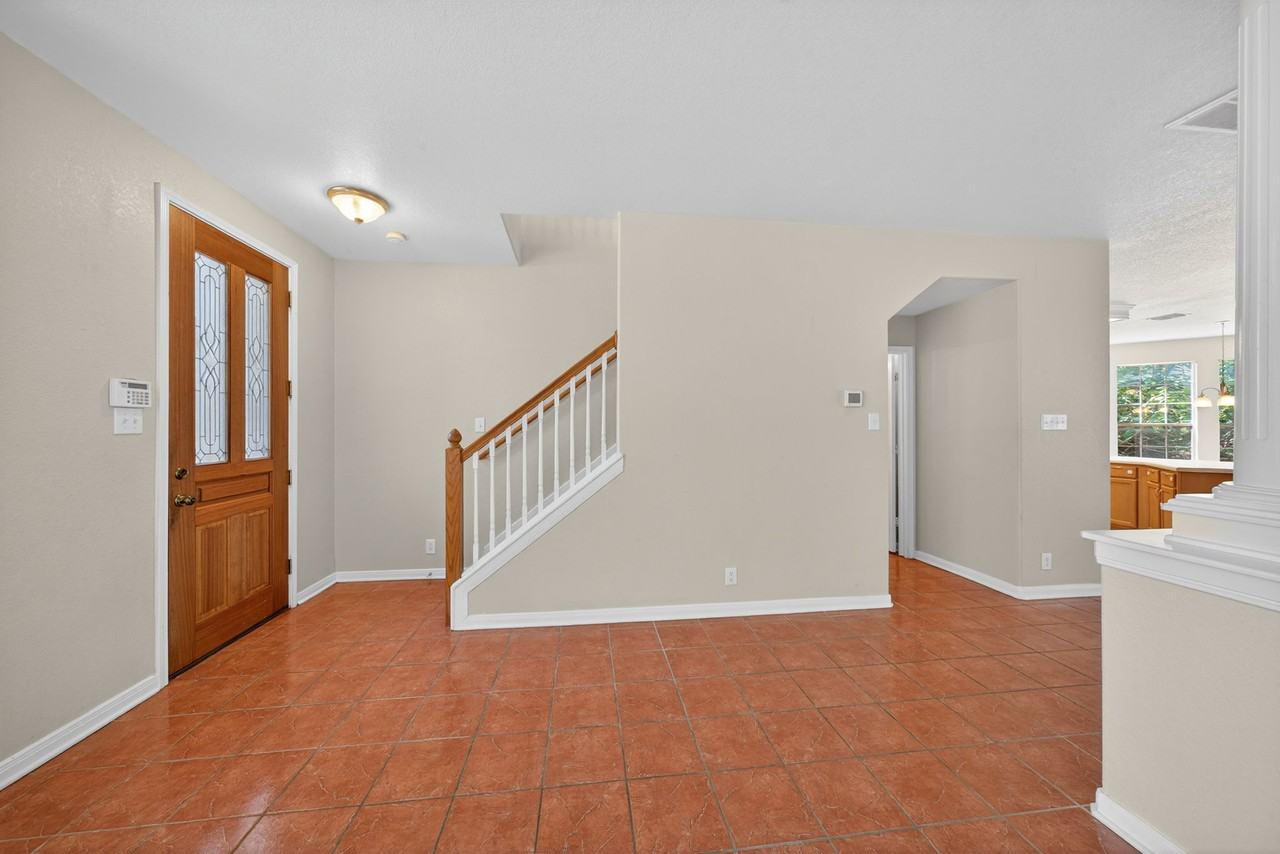 25119 Royal Land #1 - Photo 3 of 33