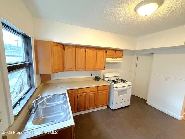 3 Miller St #3 - Photo 3 of 15