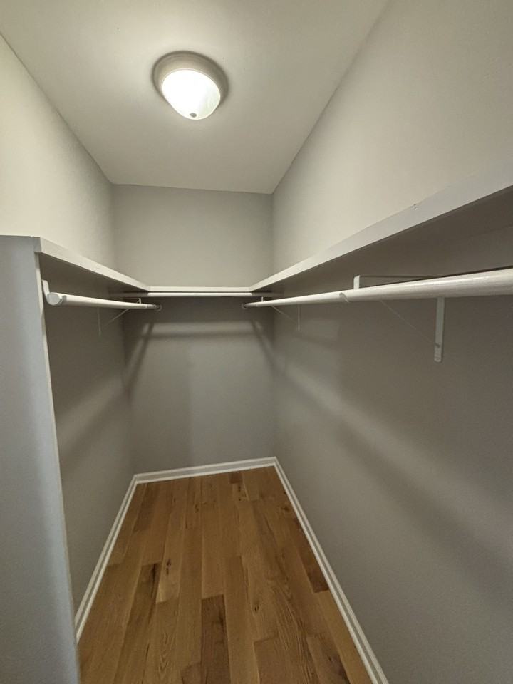 2322 Burgundy Street #C - Photo 4 of 9