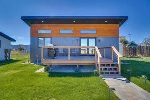 featured image of 1026 Farmhouse Lane #1