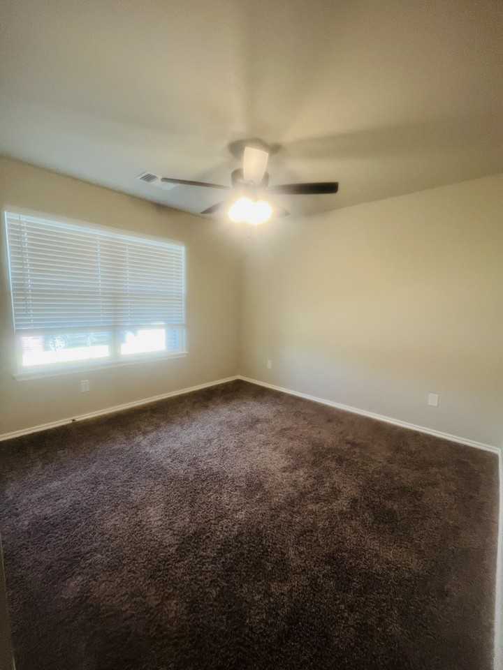 8605 Ricard Dr #1 - Photo 4 of 10