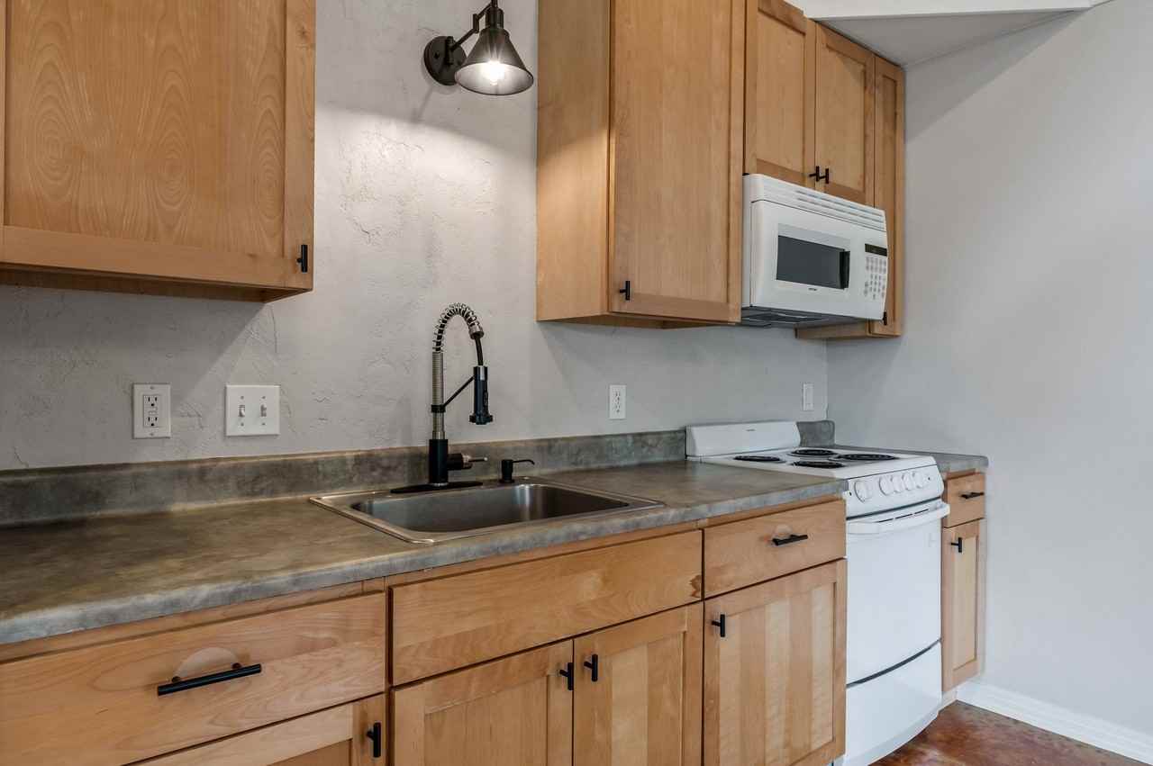 901 Spruce Street #E - Photo 2 of 29