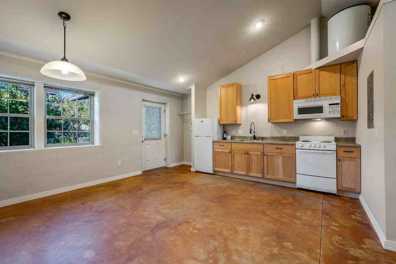 901 Spruce Street #E - Photo 4 of 29