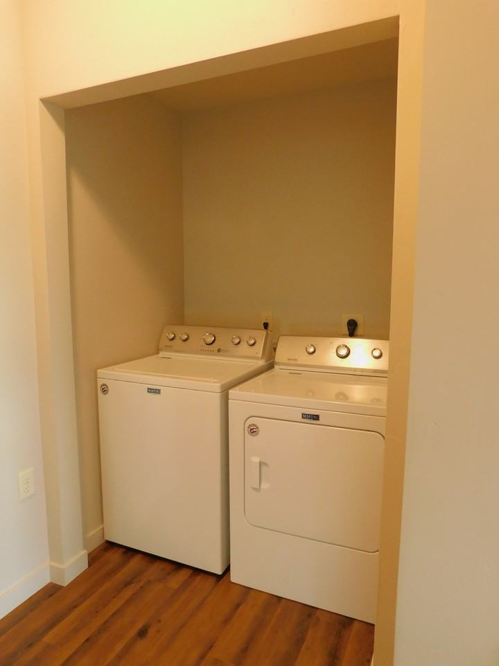 100 100 Woodlands WayB211 #B211 - Photo 2 of 20