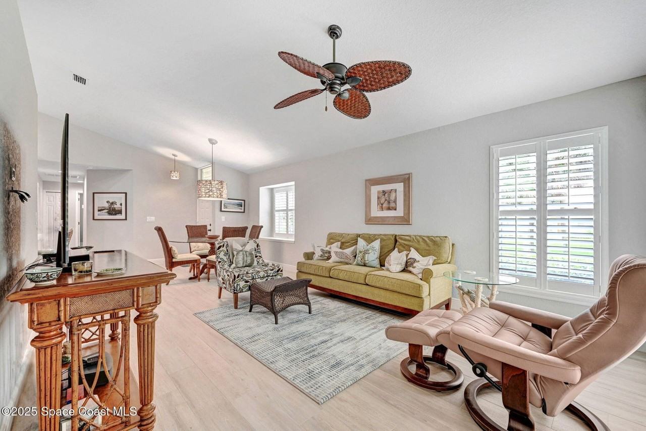 102 Caledonia Drive #1 - Photo 4 of 10