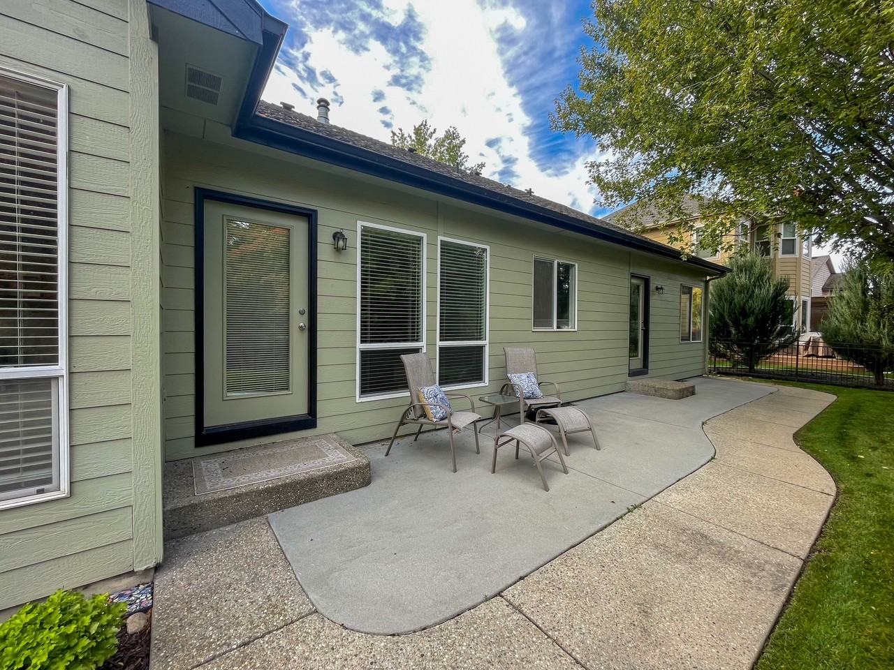 314 East Trailside Drive #1 - Photo 5 of 44