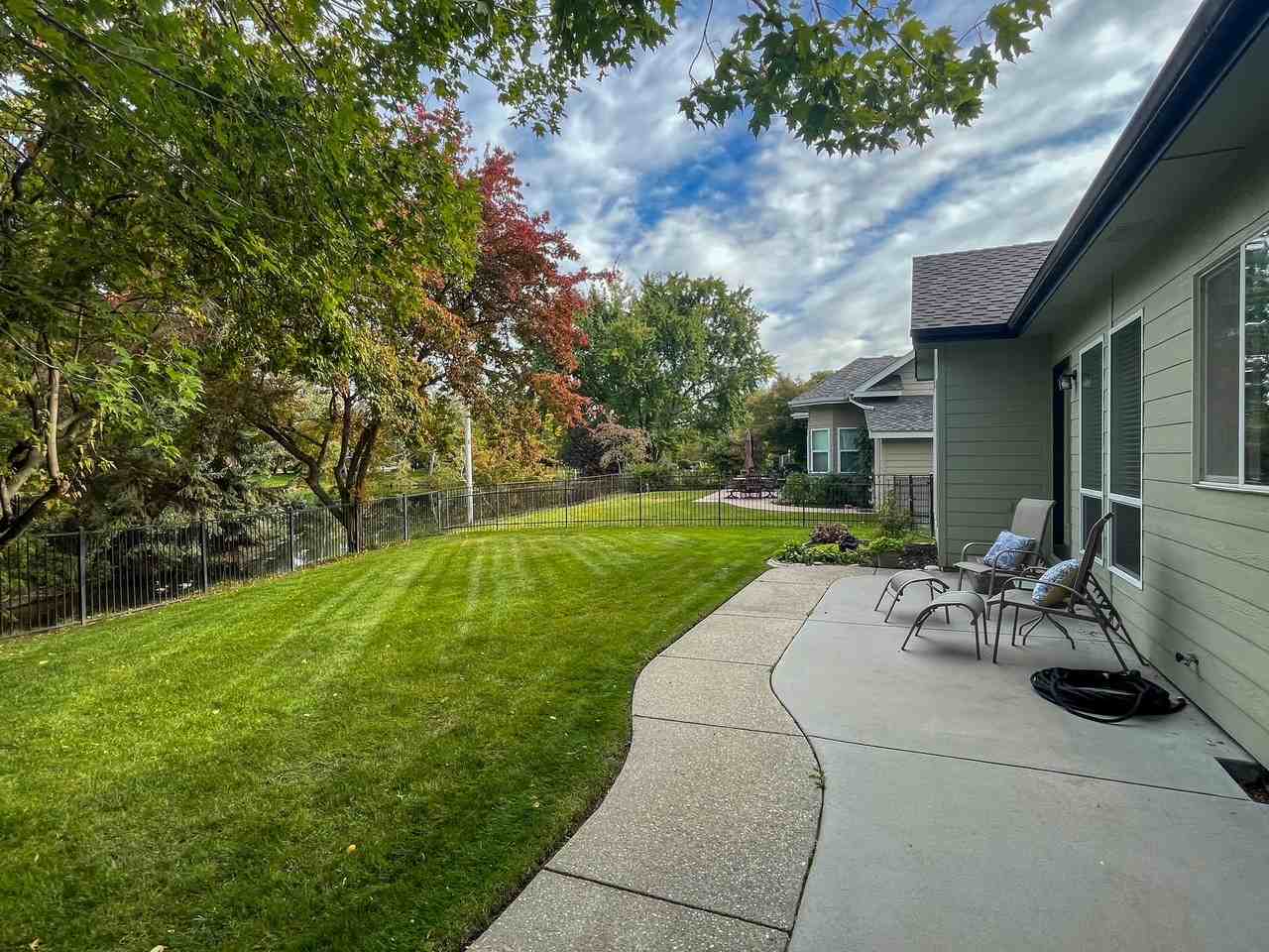 314 East Trailside Drive #1 - Photo 6 of 44