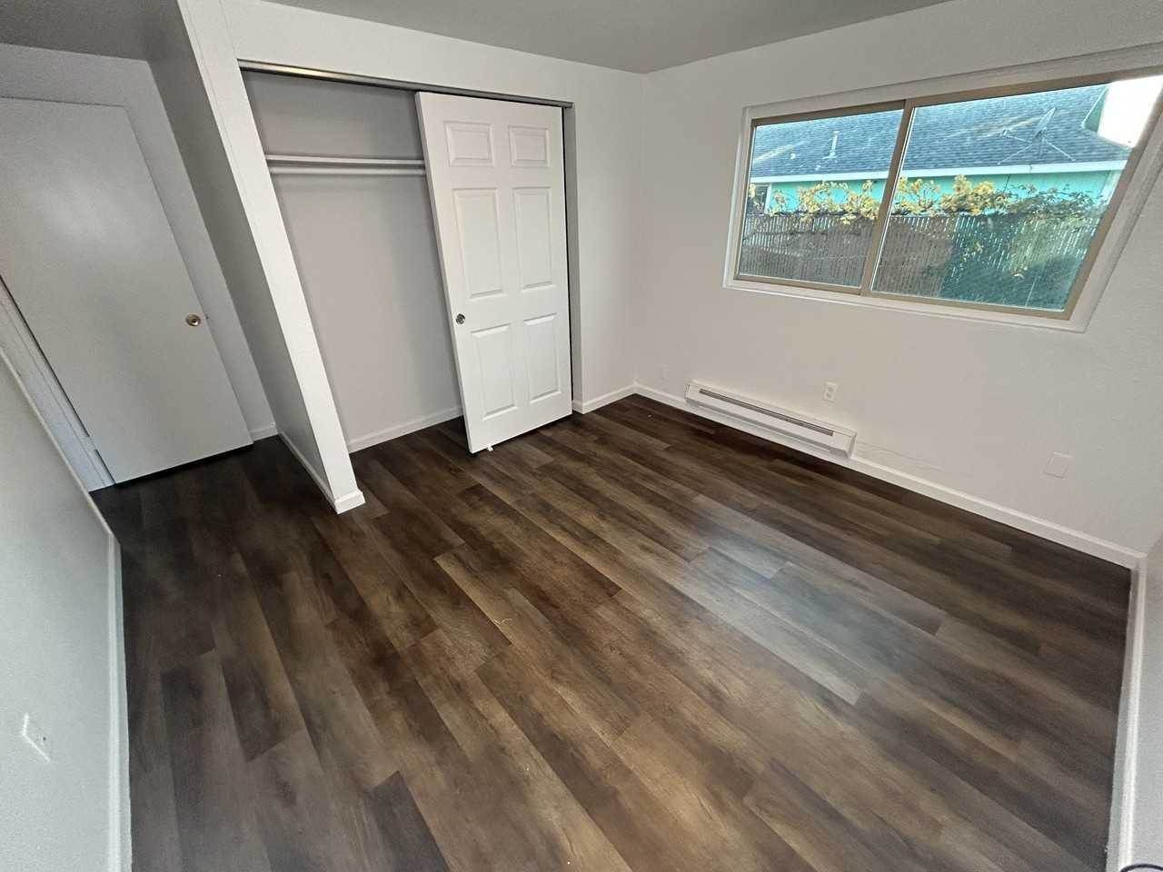 720 25th Court #2 - Photo 4 of 11