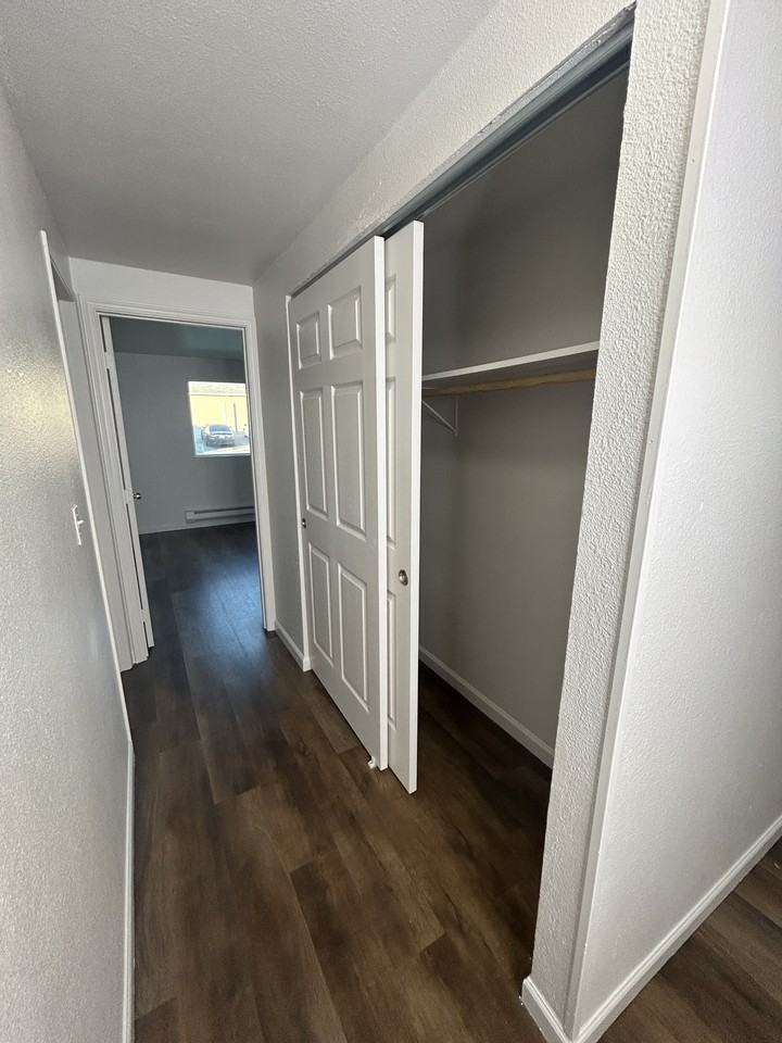 720 25th Court #2 - Photo 6 of 11