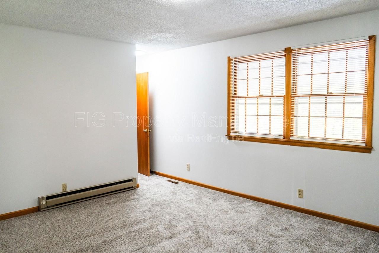 4223 Buffat Mill Rd - Photo 4 of 16