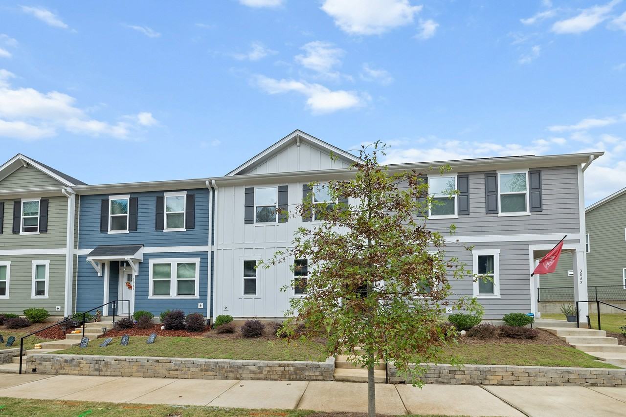 3063 Spline Circle #1 - Photo 4 of 34