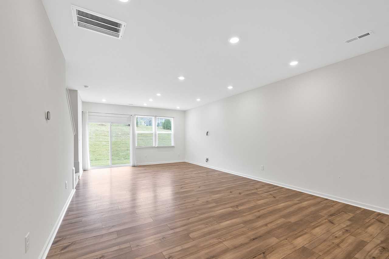 3063 Spline Circle #1 - Photo 7 of 34